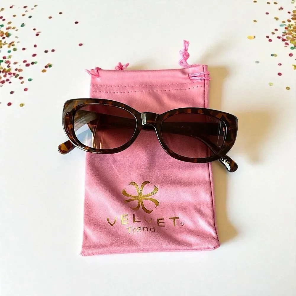 VELVET EYEWEAR The Harper Cat Eye Sunglasses in tortoise w/microfiber pouch